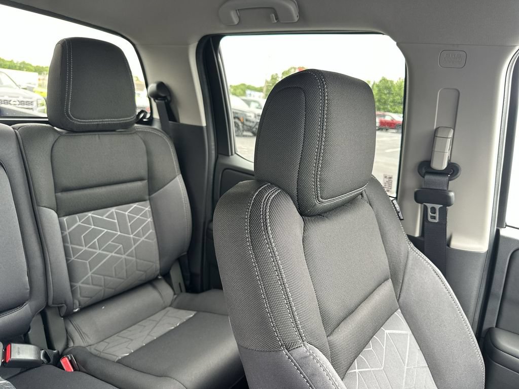 New 2026 Nissan Frontier SV w/ SV Convenience Package AWD/4WD image 14