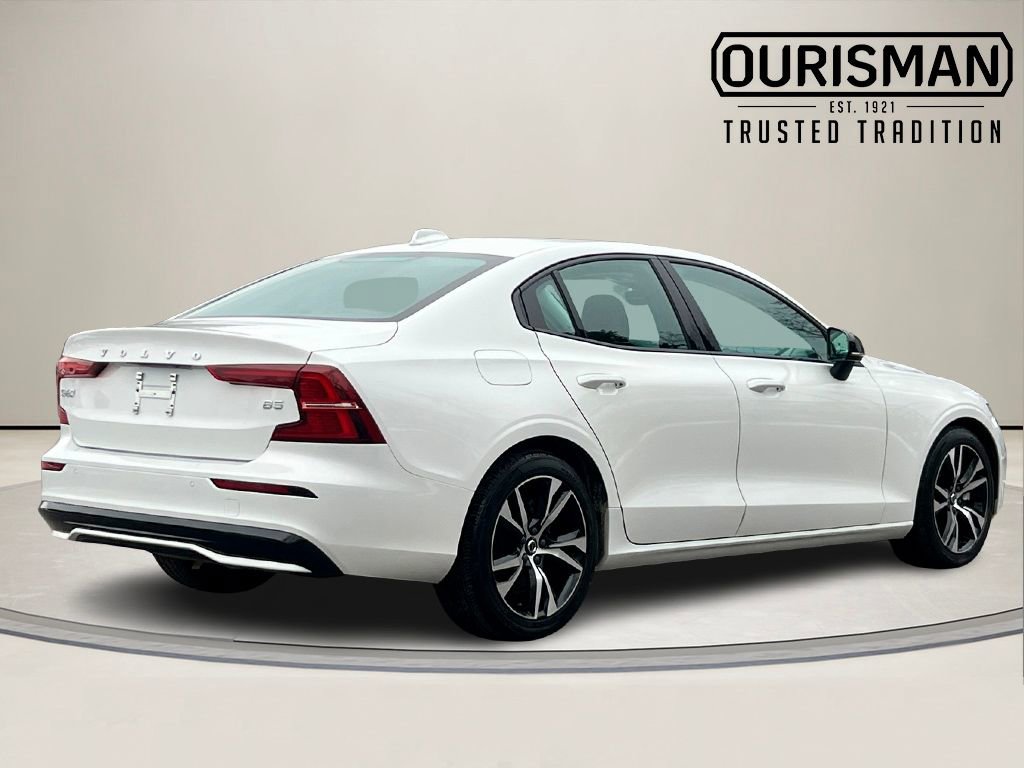 Used 2024 Volvo S60 B5 Core image 5
