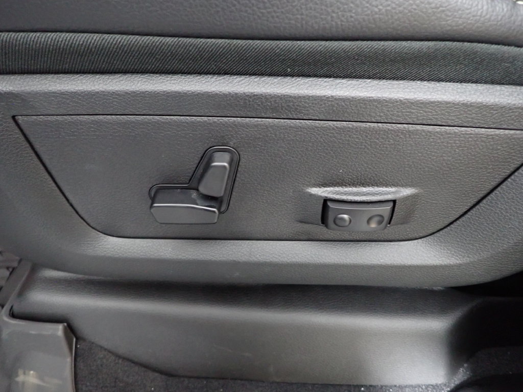 New 2027 RAM 2500 Laramie AWD/4WD image 27