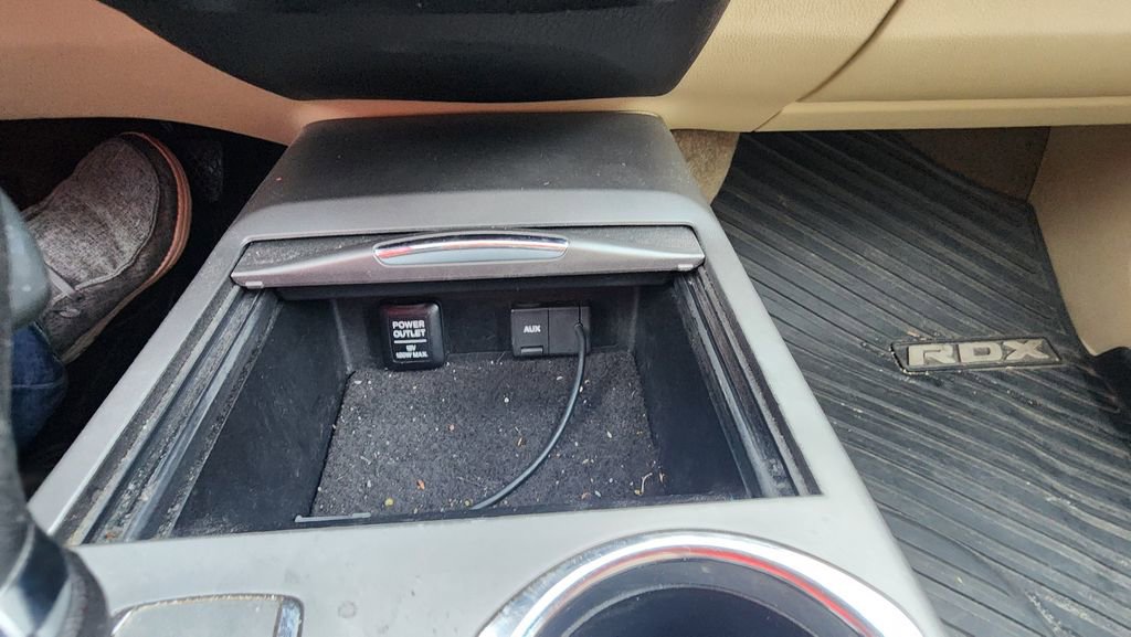 Used 2015 Acura RDX AWD w/ Technology Package image 30