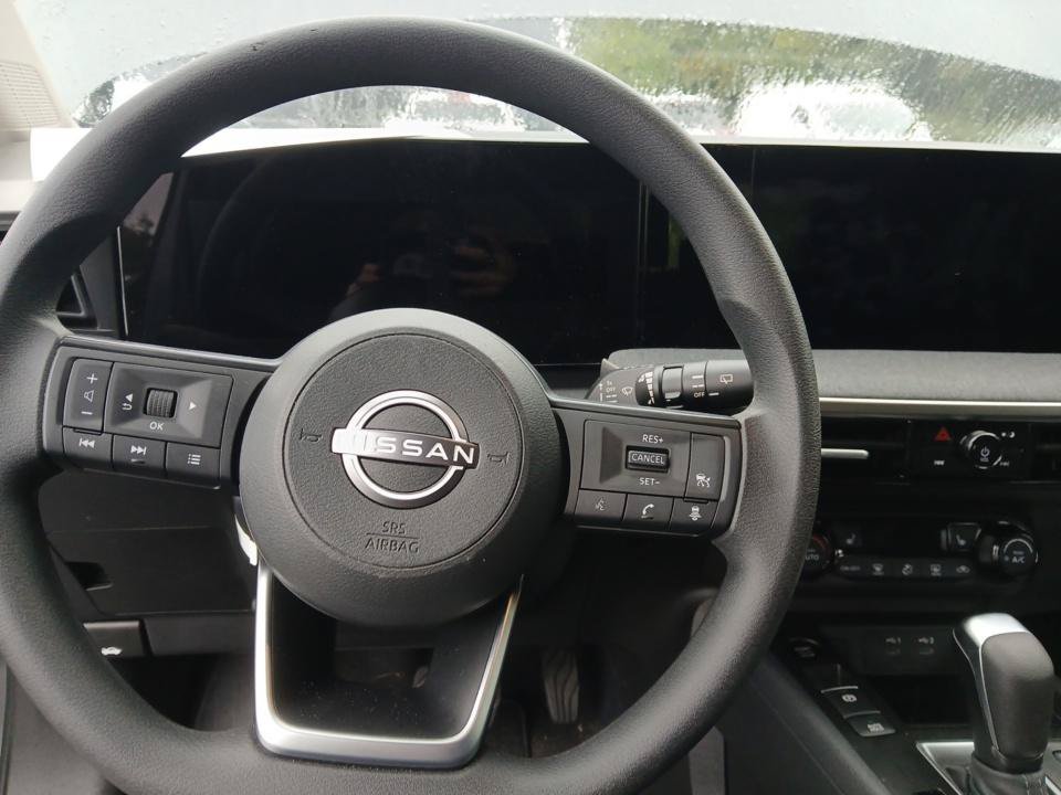 Certified 2026 Nissan Kicks SV w/ SV Premium Package FWD image 19