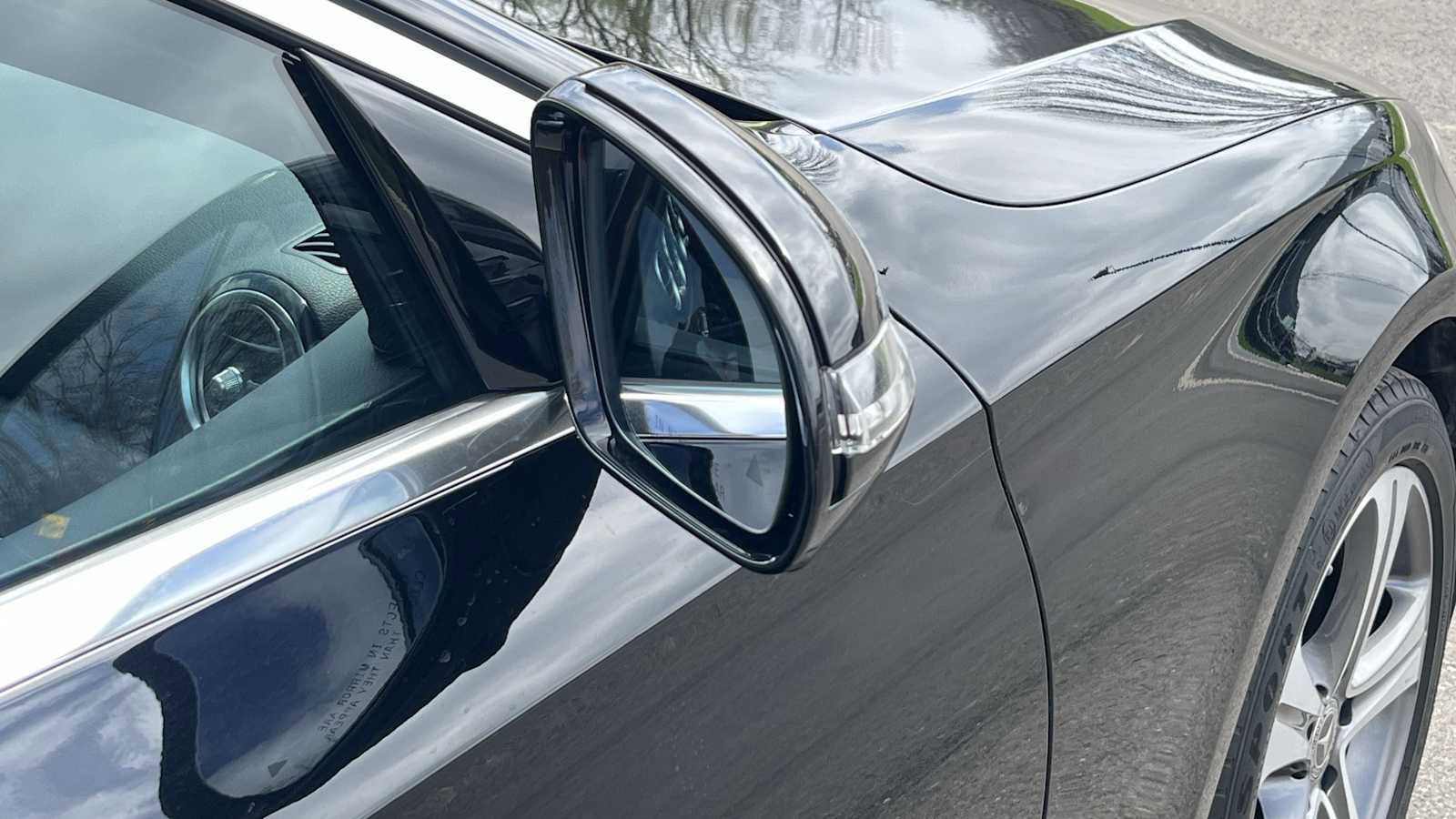 Certified 2019 Mercedes-Benz E 300 4MATIC image 20