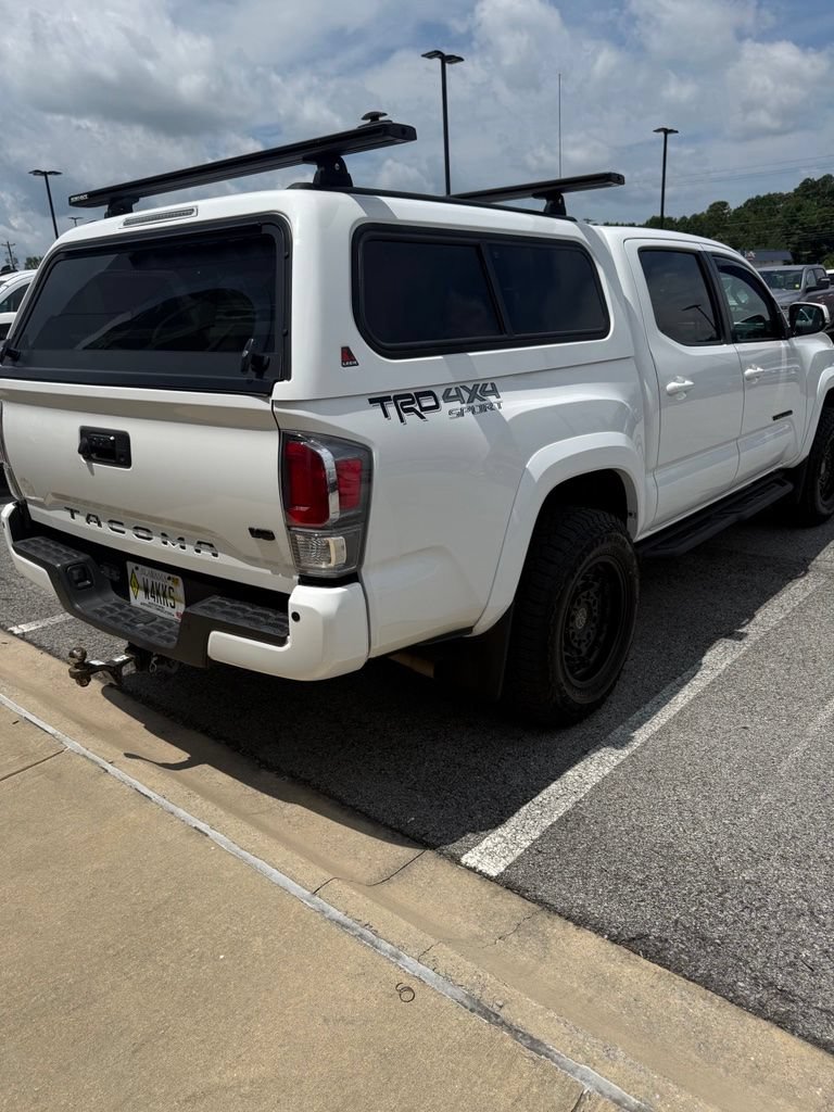 Used 2022 Toyota Tacoma TRD Sport w/ TRD Premium Sport Package AWD/4WD image 10