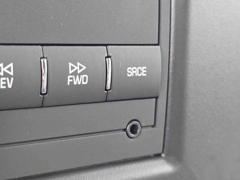New 2025 Chevrolet Express 2500 w/ Driver Convenience Package RWD image 4