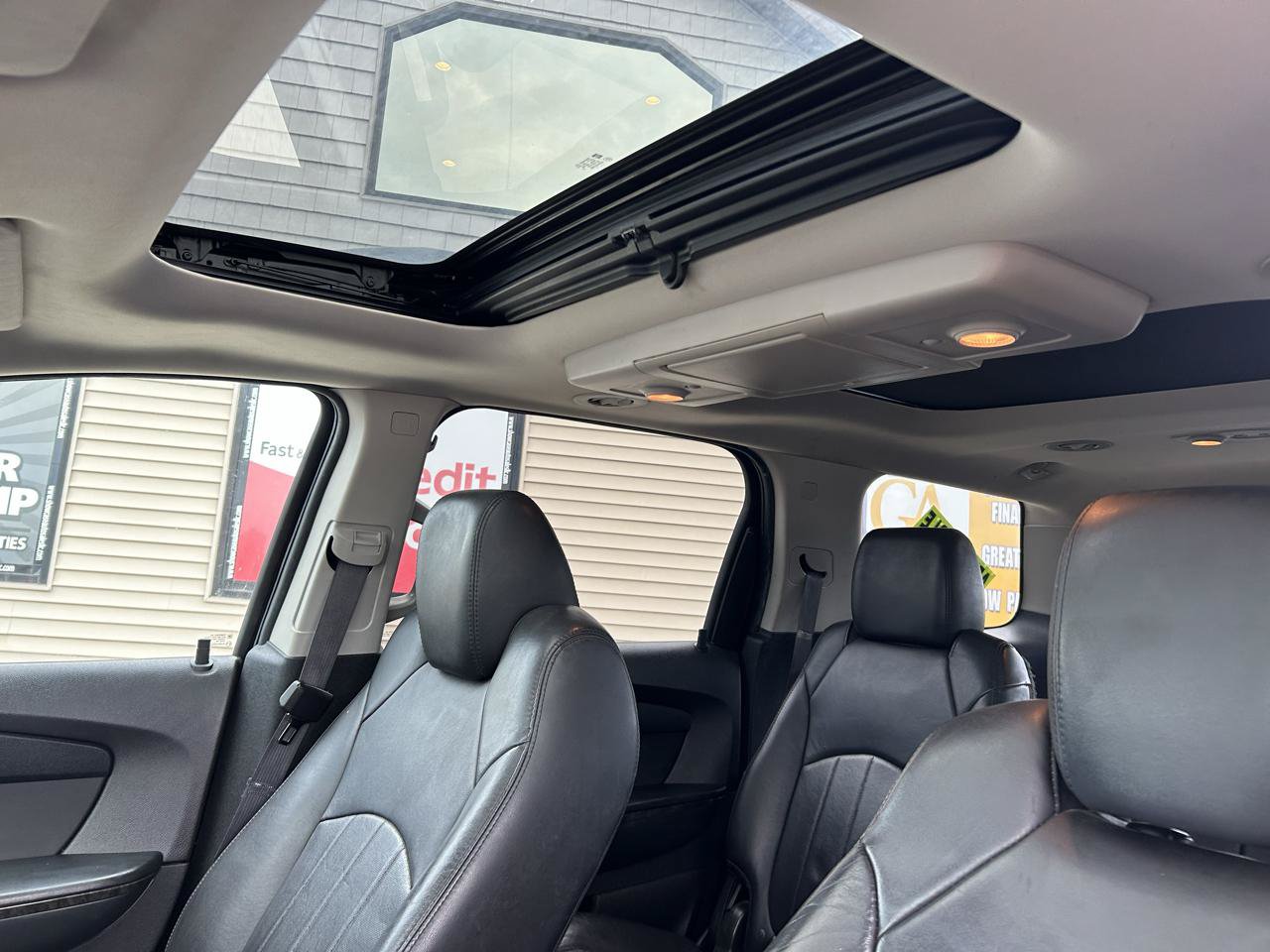 Used 2011 GMC Acadia Denali AWD/4WD image 19