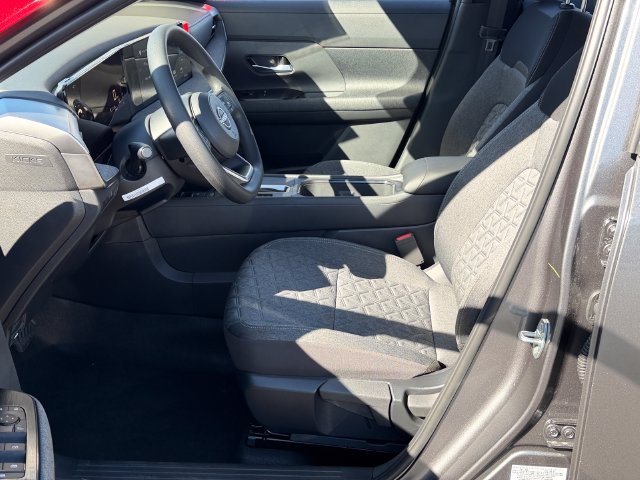 New 2027 Nissan Kicks SV FWD image 19