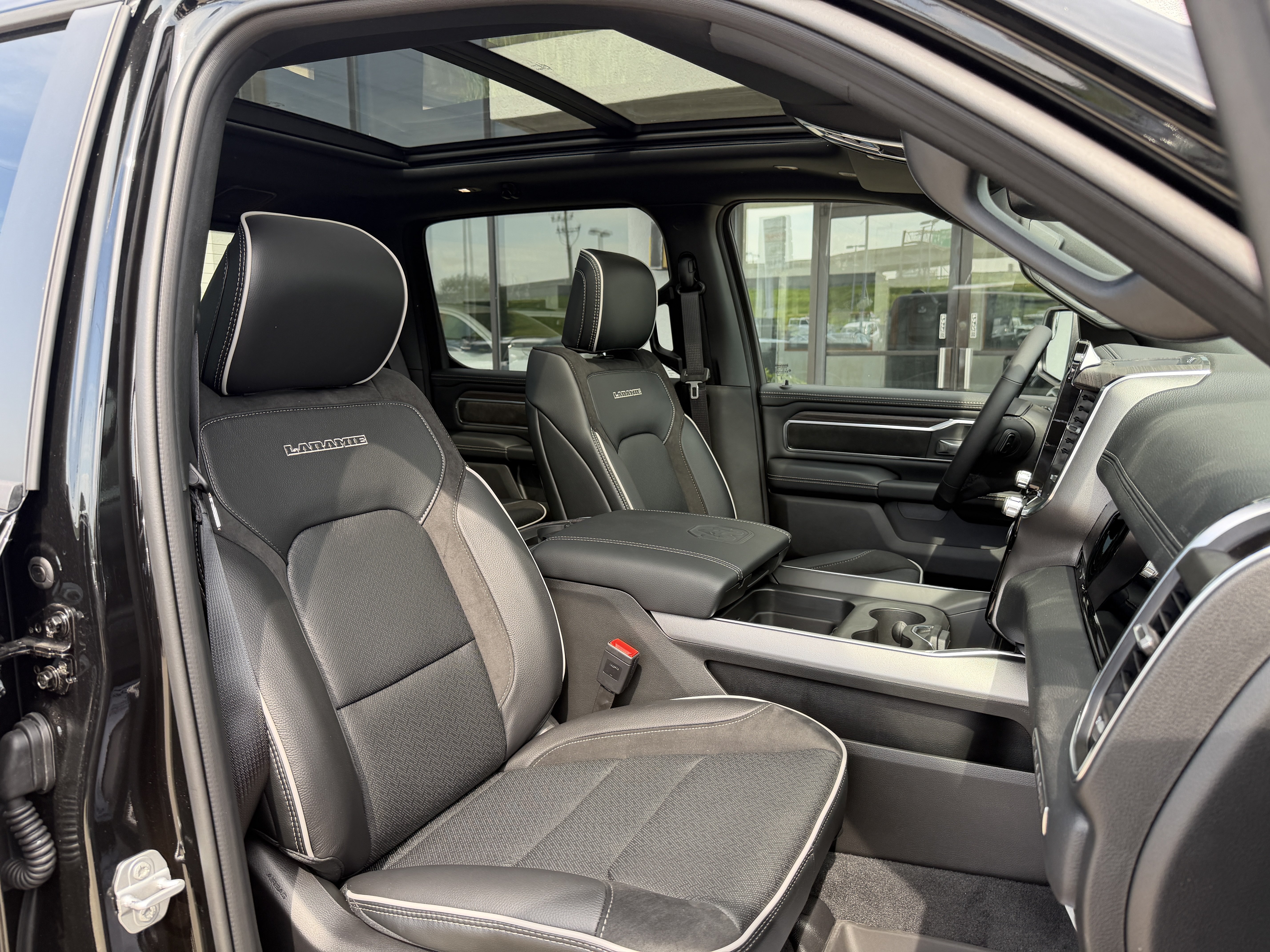 New 2026 RAM 1500 Laramie w/ Night Edition AWD/4WD image 26