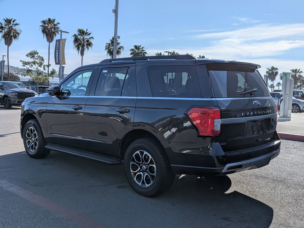Used 2024 Ford Expedition XLT image 7