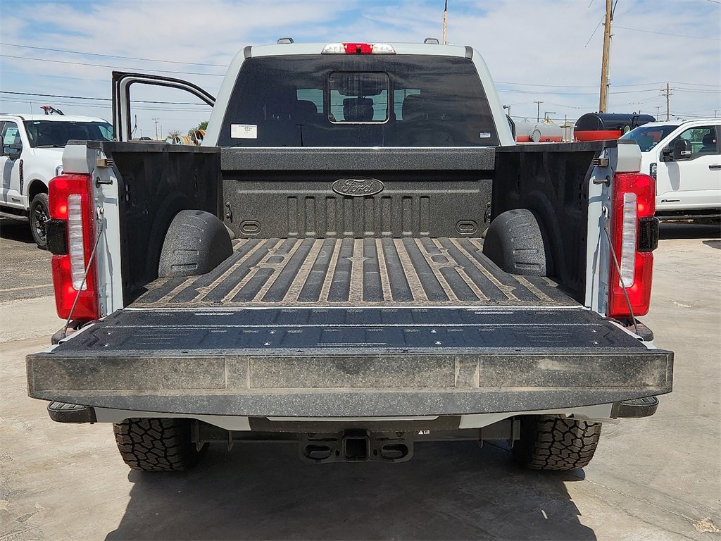 New 2025 Ford F250 XLT w/ Black Appearance Package image 13
