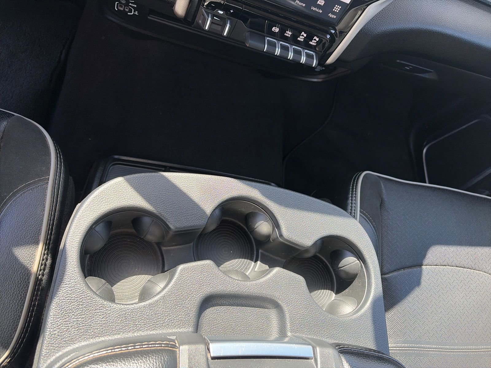 Used 2024 RAM 2500 Laramie image 22