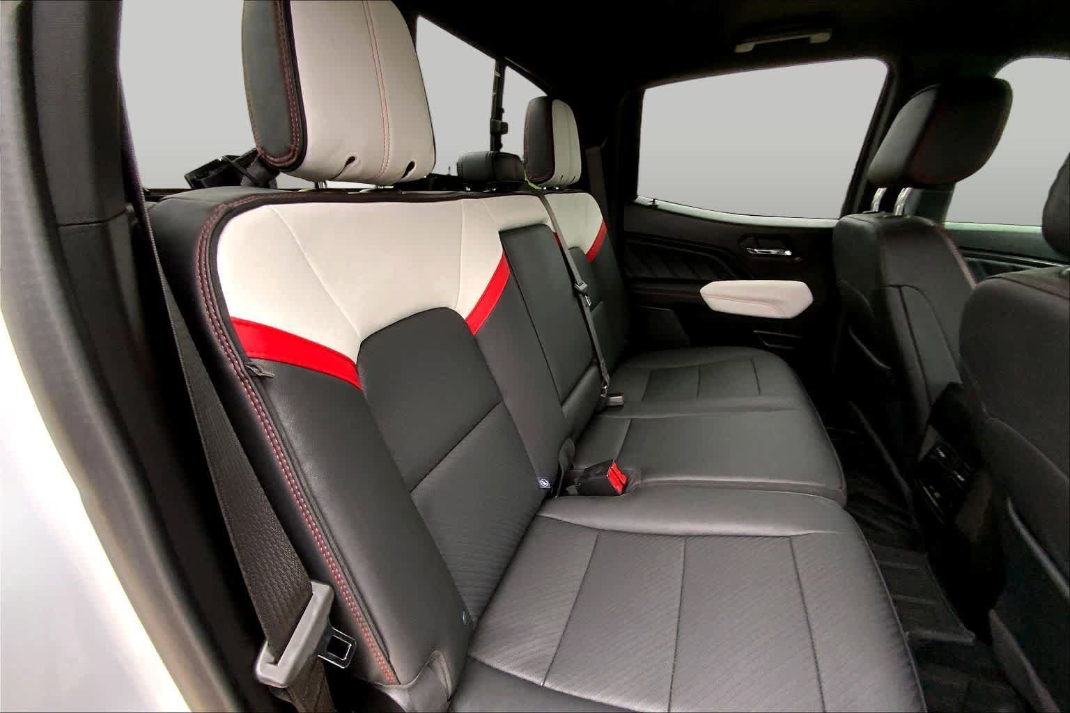 Certified 2024 GMC Canyon AT4X AWD/4WD image 19