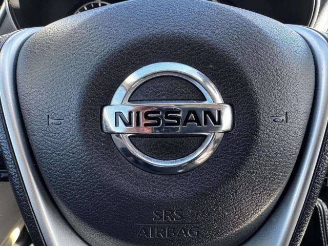 Used 2022 Nissan Maxima Platinum w/ Sport Mat Group FWD image 27