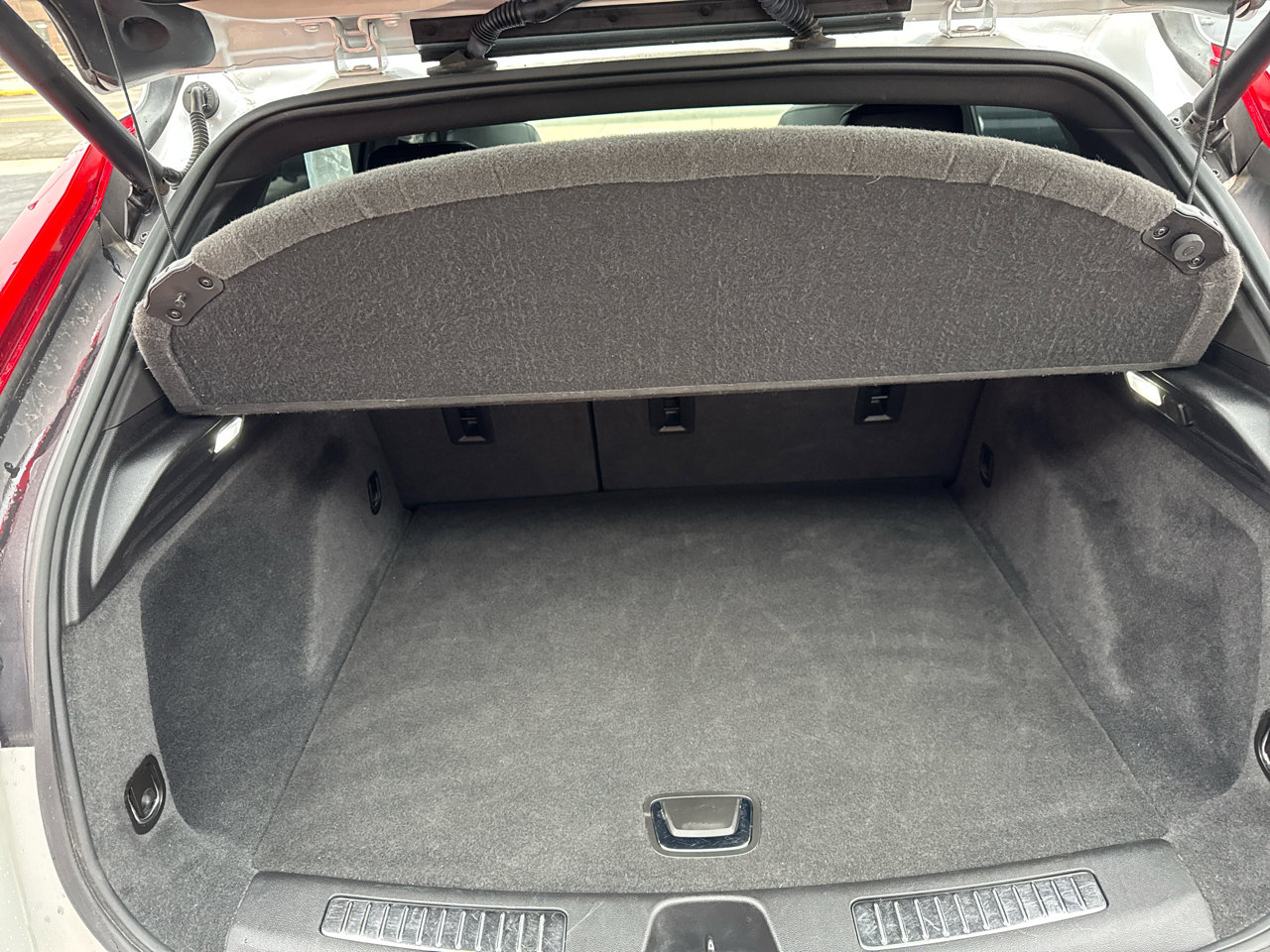 Used 2020 Cadillac XT4 Premium Luxury w/ Driver Awareness Package image 7