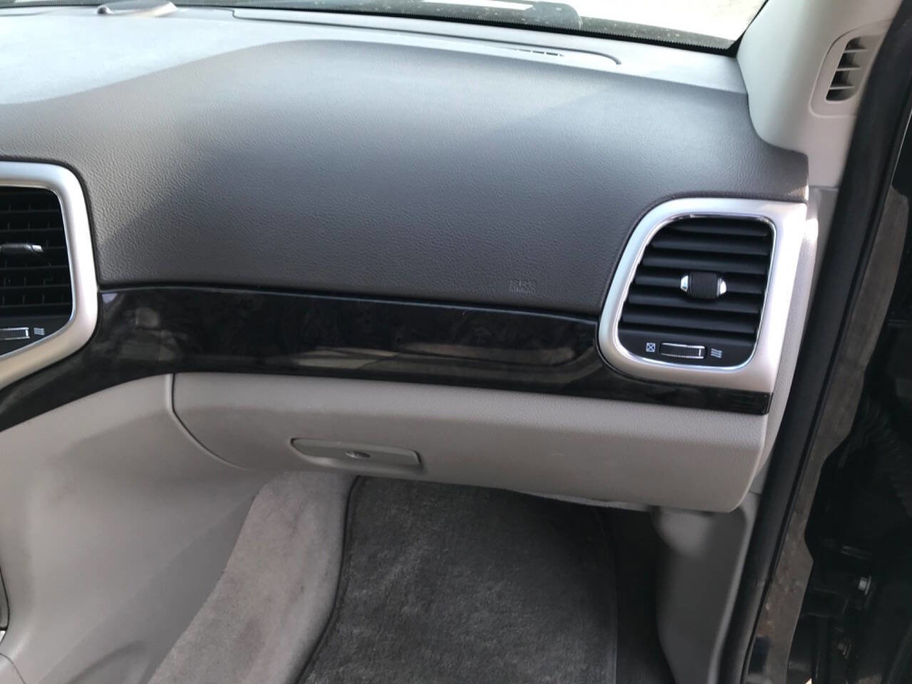 Used 2013 Jeep Grand Cherokee Laredo image 13