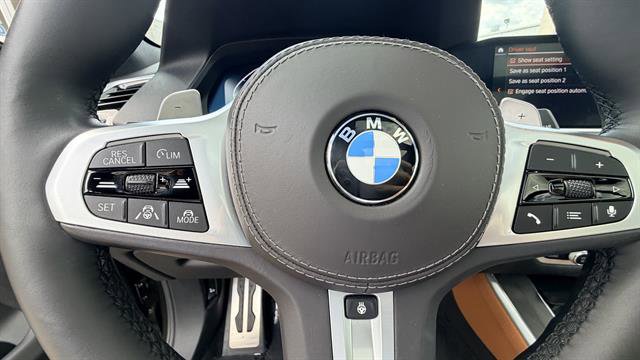 Used 2022 BMW X5 xDrive40i w/ M Sport Package AWD/4WD image 8