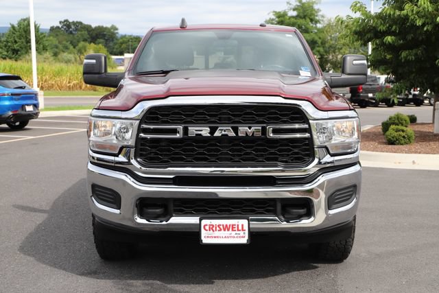 Used 2024 RAM 3500 Tradesman w/ Chrome Appearance Group AWD/4WD image 5