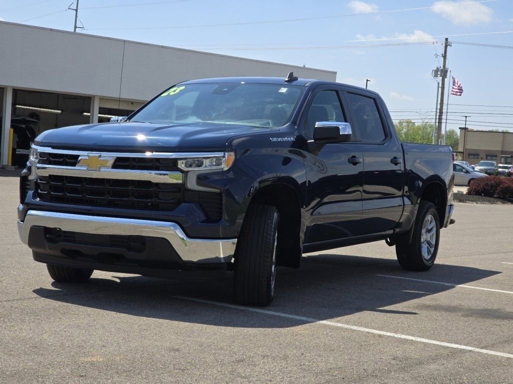 Used 2023 Chevrolet Silverado 1500 LT AWD/4WD image 13