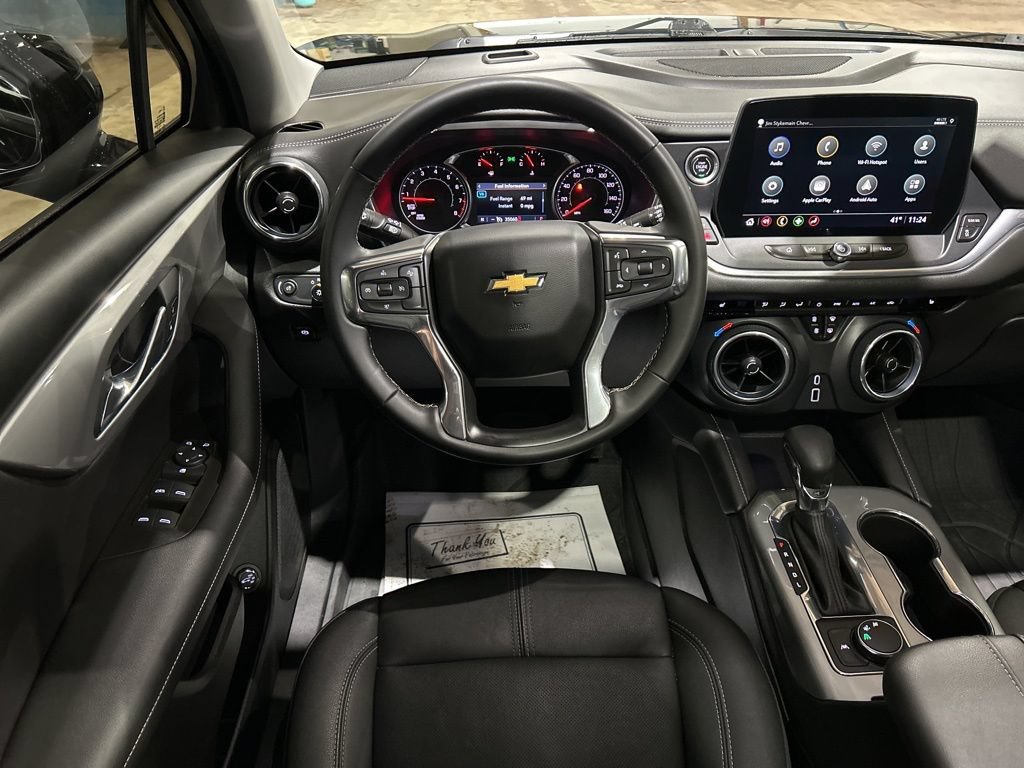 Used 2023 Chevrolet Blazer LT w/ Midnight/Sport Edition FWD image 28