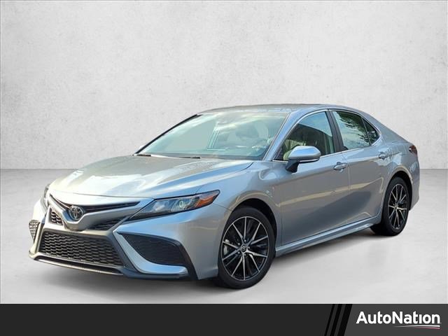 Used 2024 Toyota Camry SE