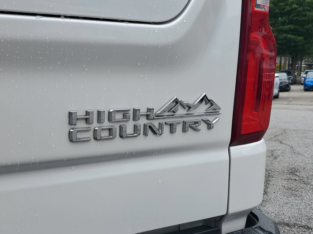 Used 2022 Chevrolet Silverado 1500 High Country AWD/4WD image 9