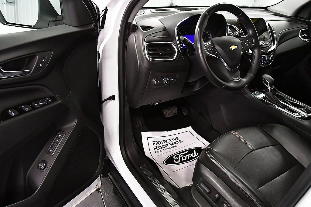 Used 2022 Chevrolet Equinox Premier image 16