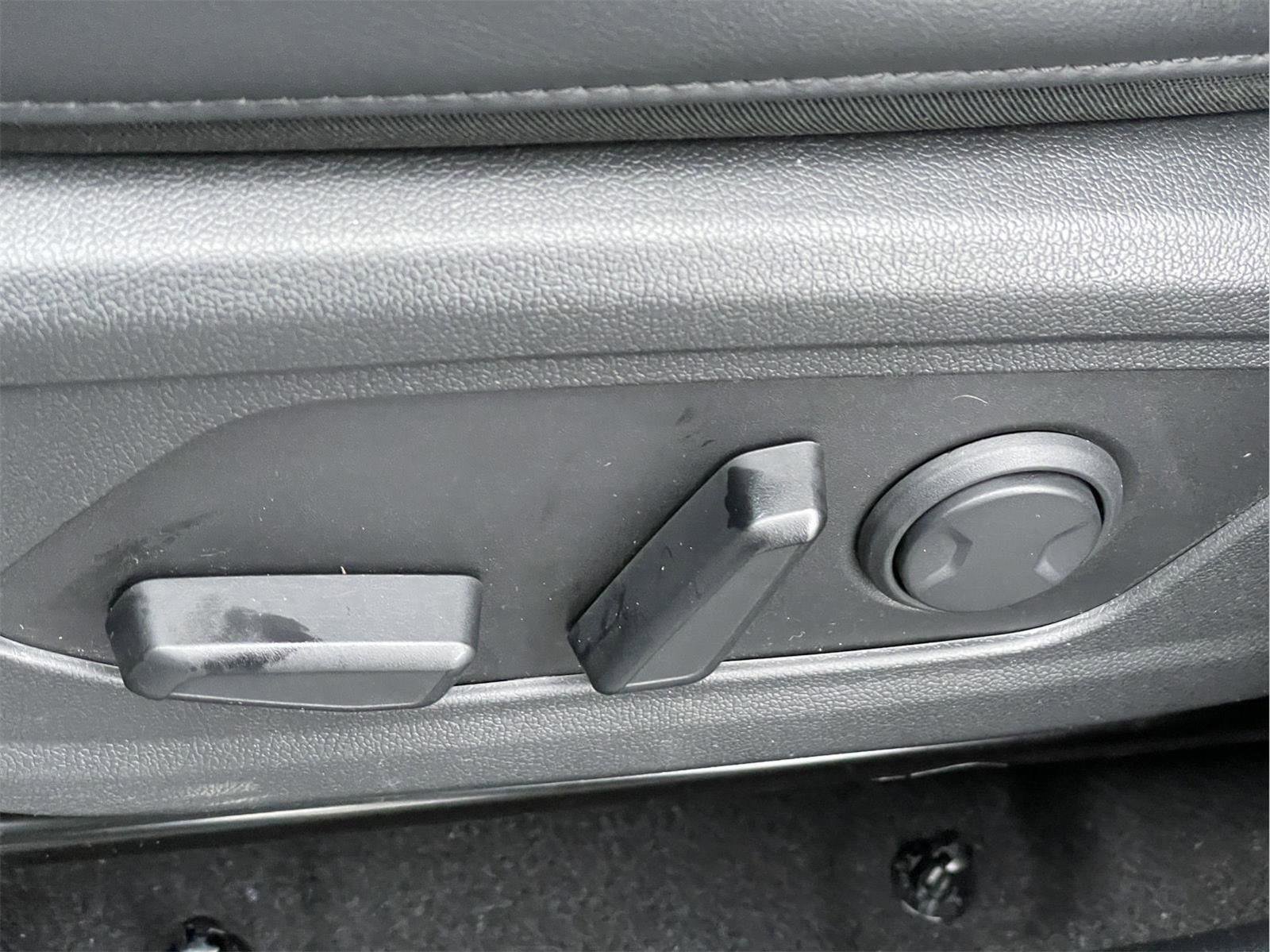 Used 2023 Kia Sorento EX image 22