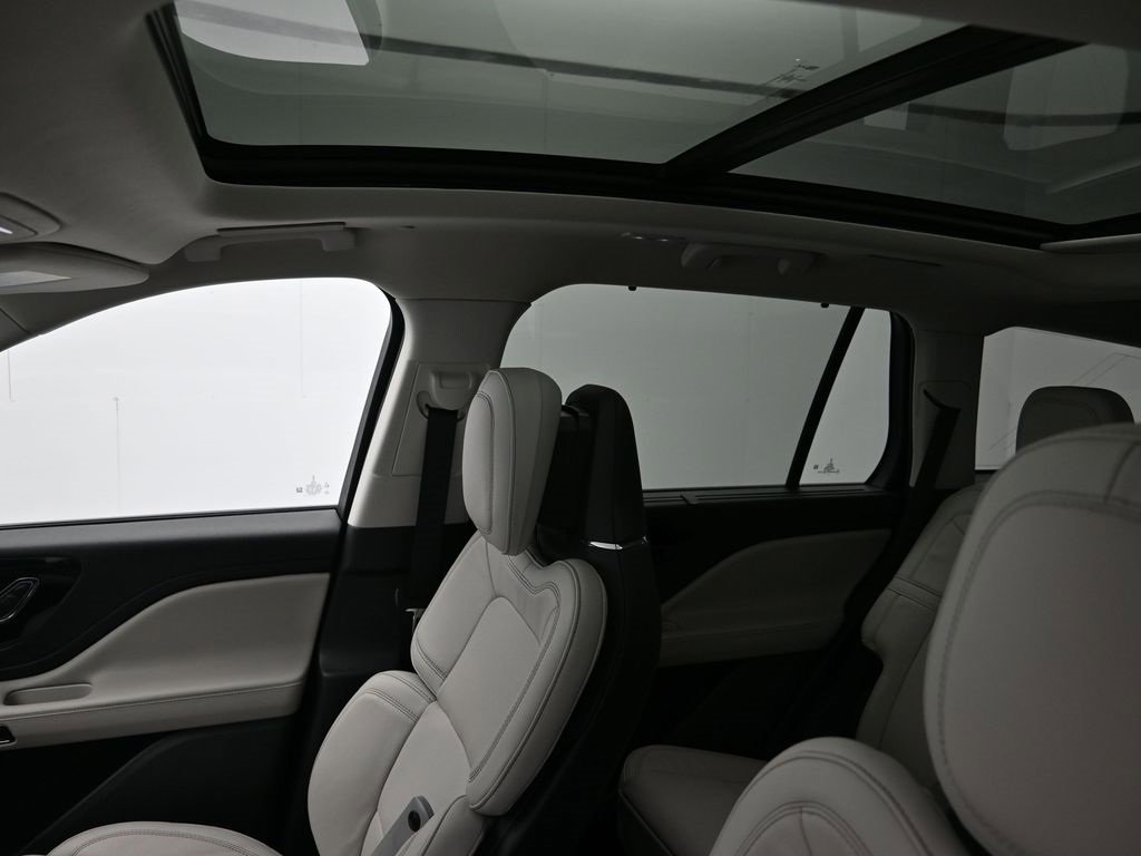 New 2025 Lincoln Aviator Reserve w/ Equipment Group 201A image 19