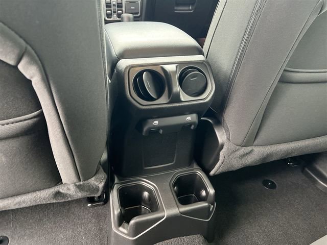 Used 2022 Jeep Gladiator Sport image 25