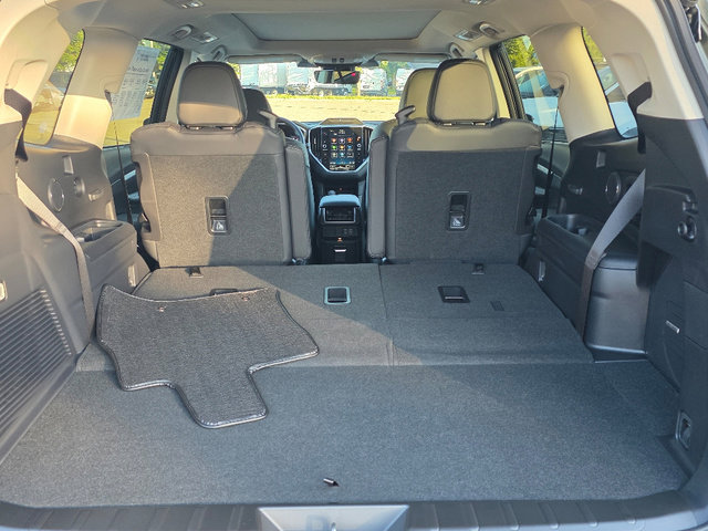 Used 2025 Subaru Ascent Limited image 4