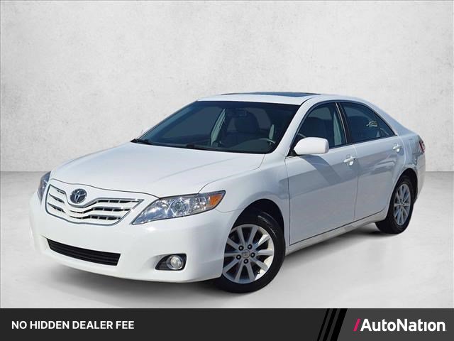 Used 2010 Toyota Camry XLE FWD image 1