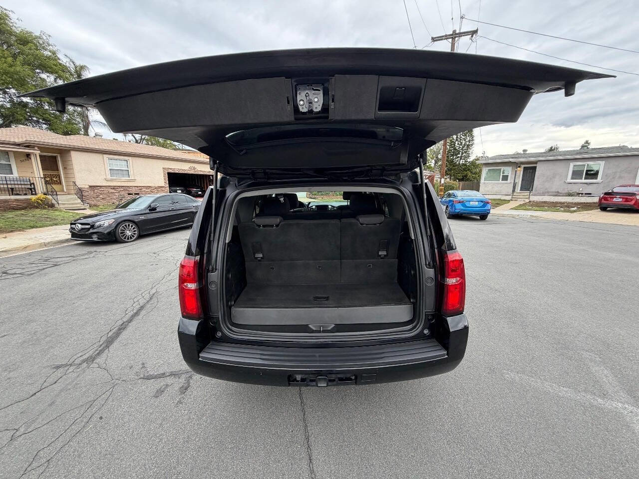 Used 2019 Chevrolet Tahoe 2WD w/ Remote Keyless Entry Package image 19