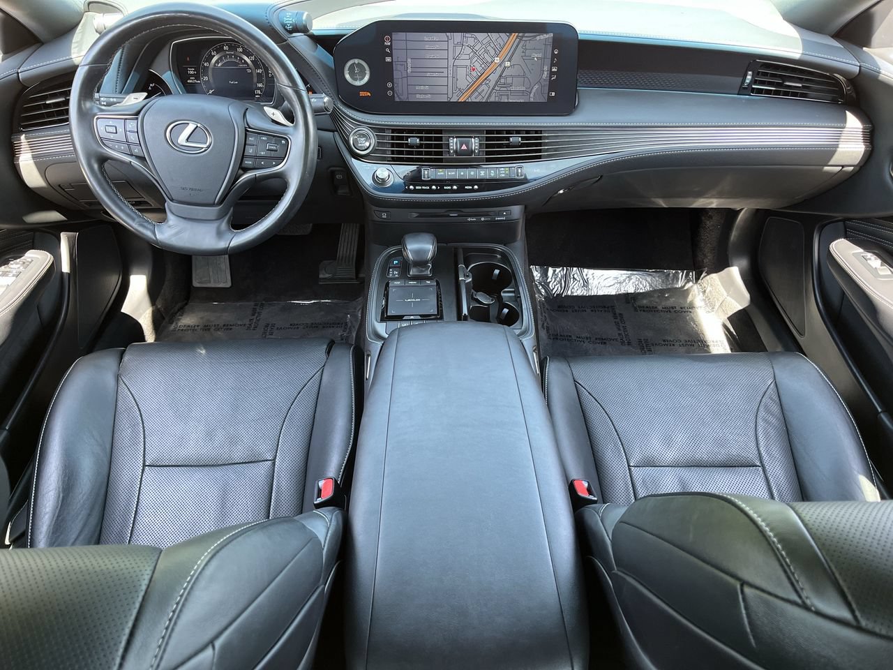 Used 2021 Lexus LS 500 w/ Accessory Package (Z2) RWD image 9