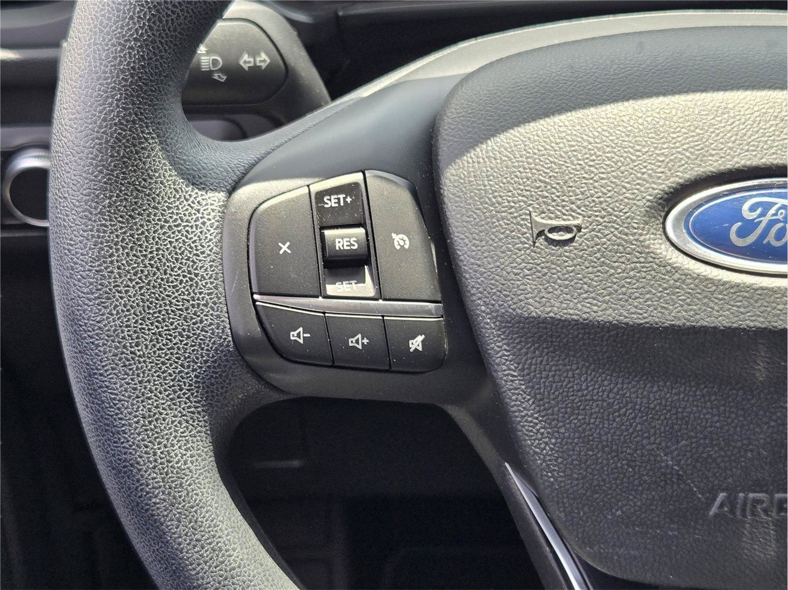 Used 2020 Ford Escape SE FWD image 26