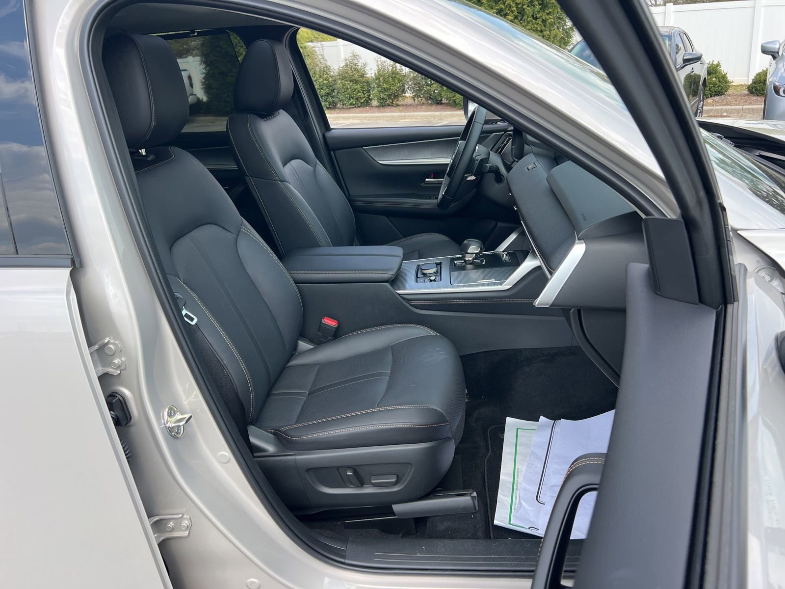 Used 2026 MAZDA CX-90 3.3 Turbo w/ Preferred Package image 40