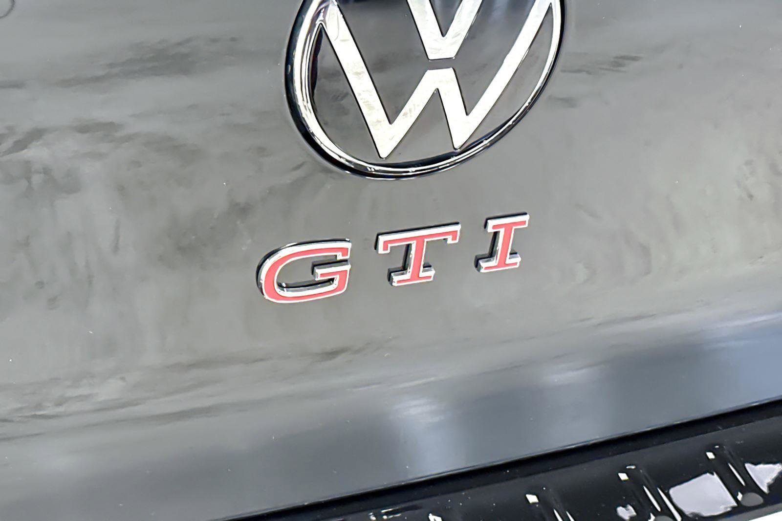 New 2026 Volkswagen GTI SE image 26