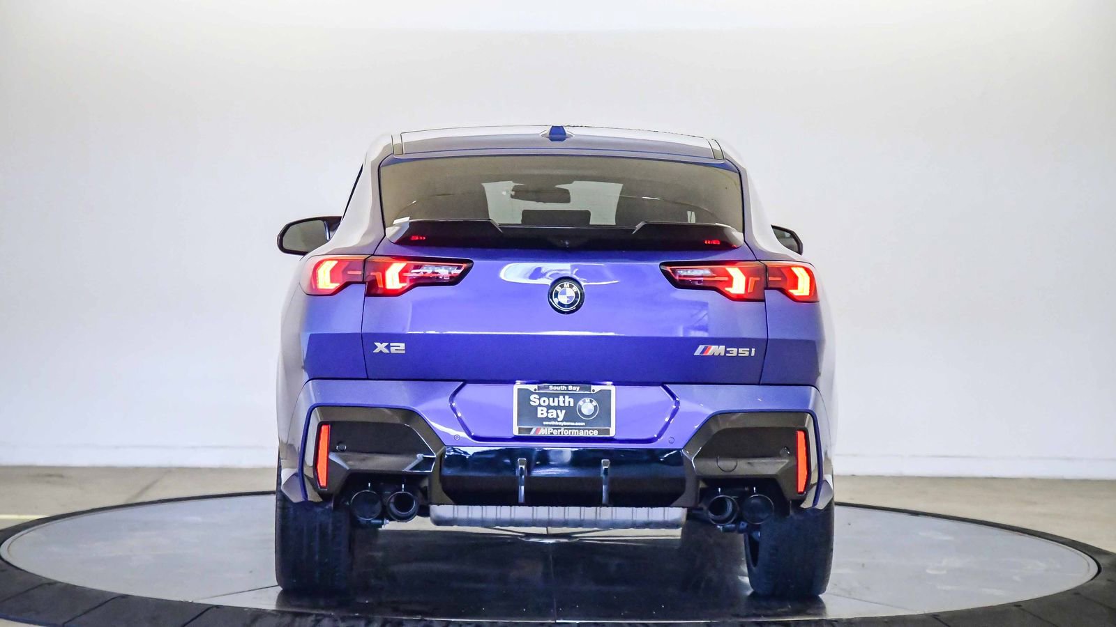 Used 2025 BMW X2 M35i image 3