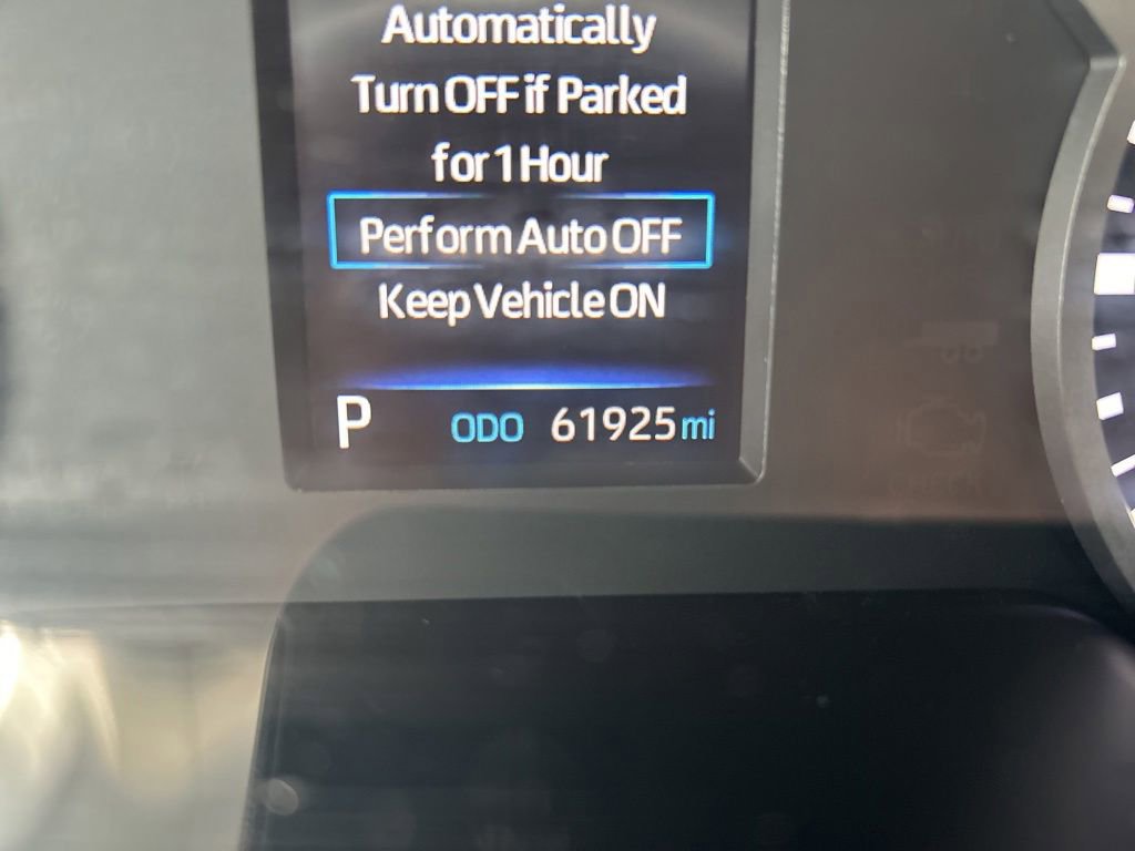 Used 2022 Toyota Tundra SR5 w/ SR5 Convenience Package AWD/4WD image 19