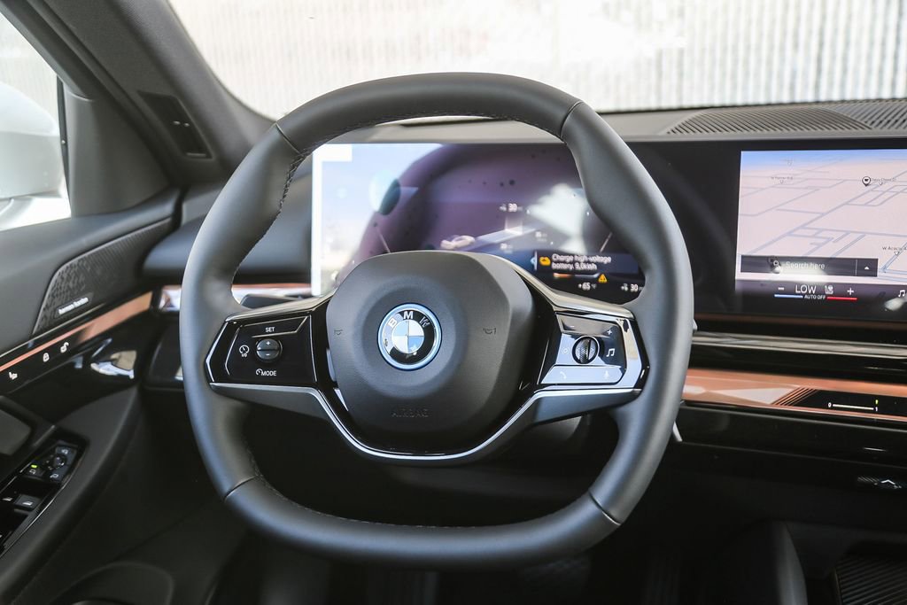 New 2026 BMW i5 eDrive40 RWD image 12