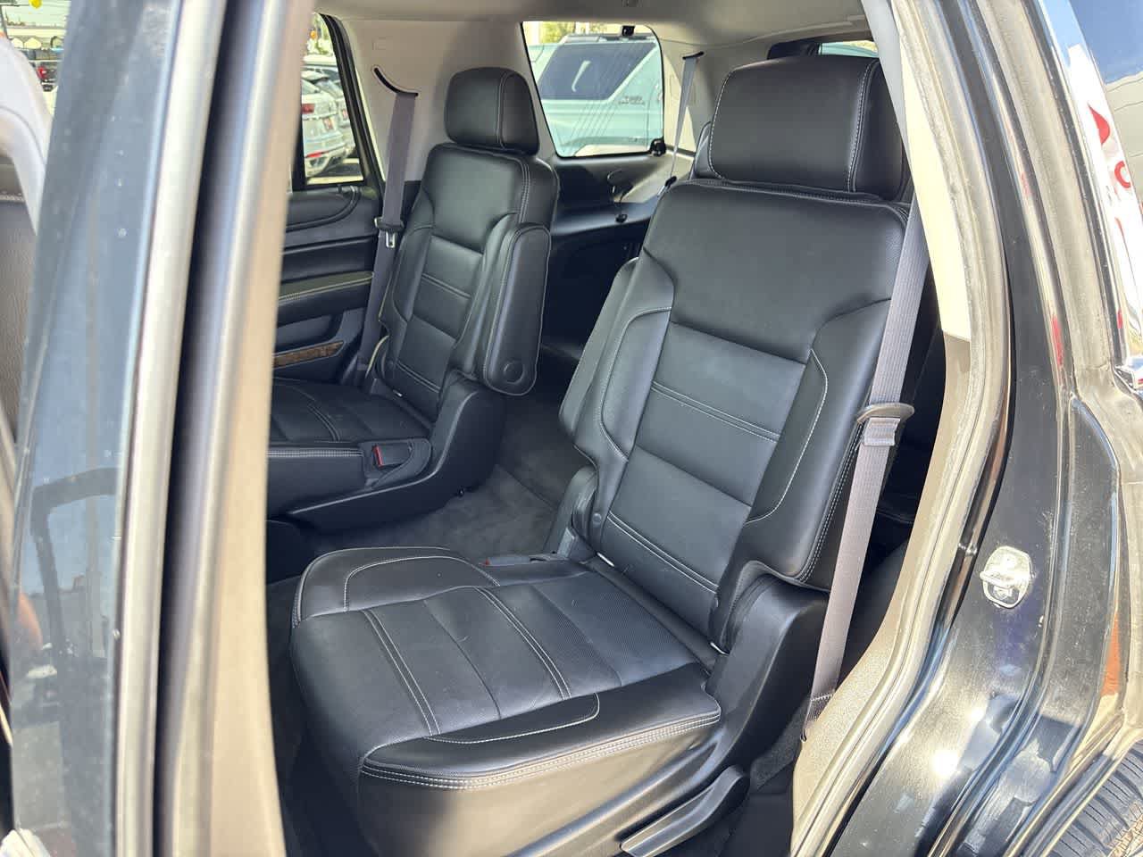 Used 2015 GMC Yukon Denali w/ Premium Package AWD/4WD image 12