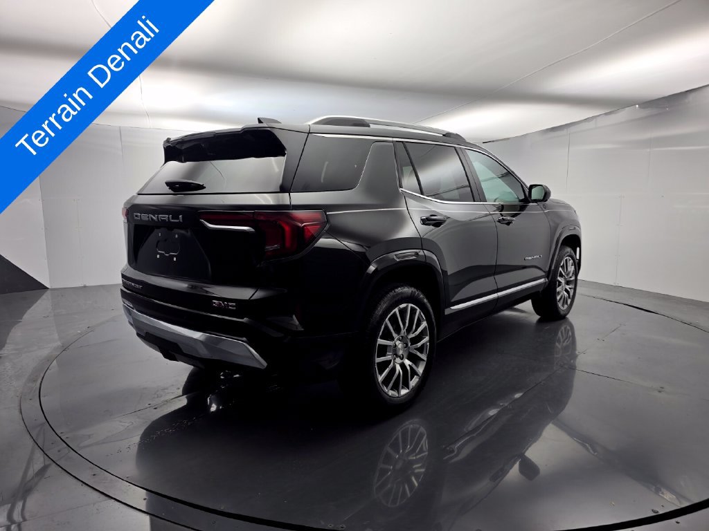 Used 2026 GMC Terrain Denali AWD/4WD image 4