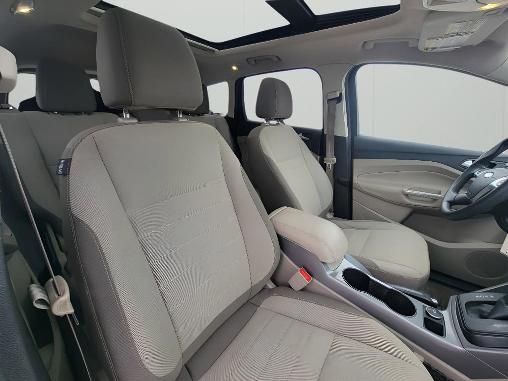 Used 2016 Ford Escape SE w/ Equipment Group 201A image 35