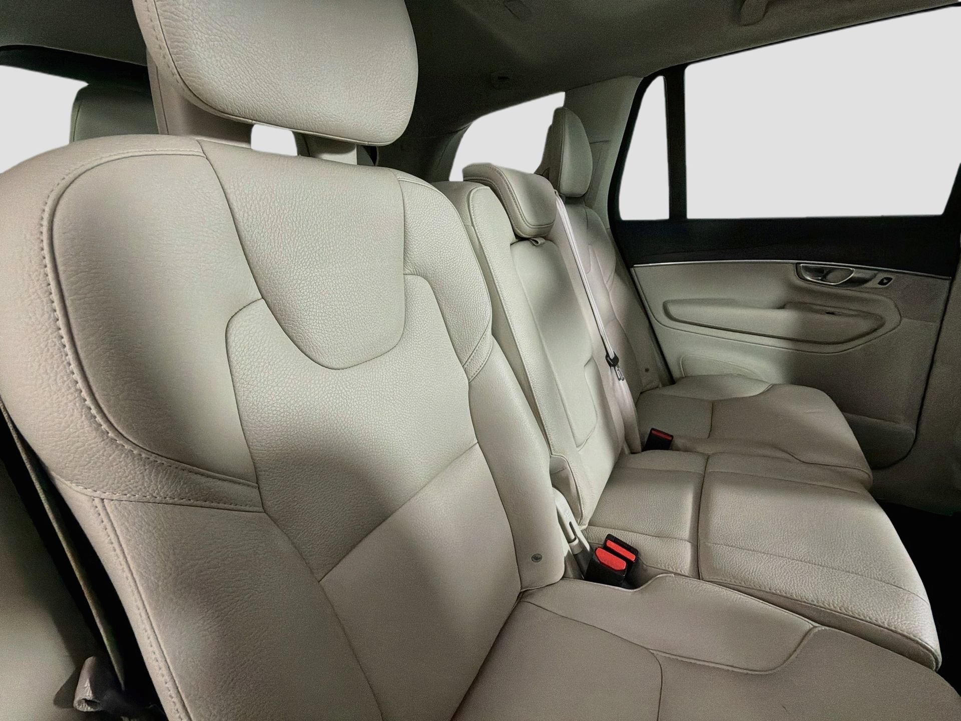 Used 2020 Volvo XC90 T5 Momentum w/ Protection Package Premier AWD/4WD image 27