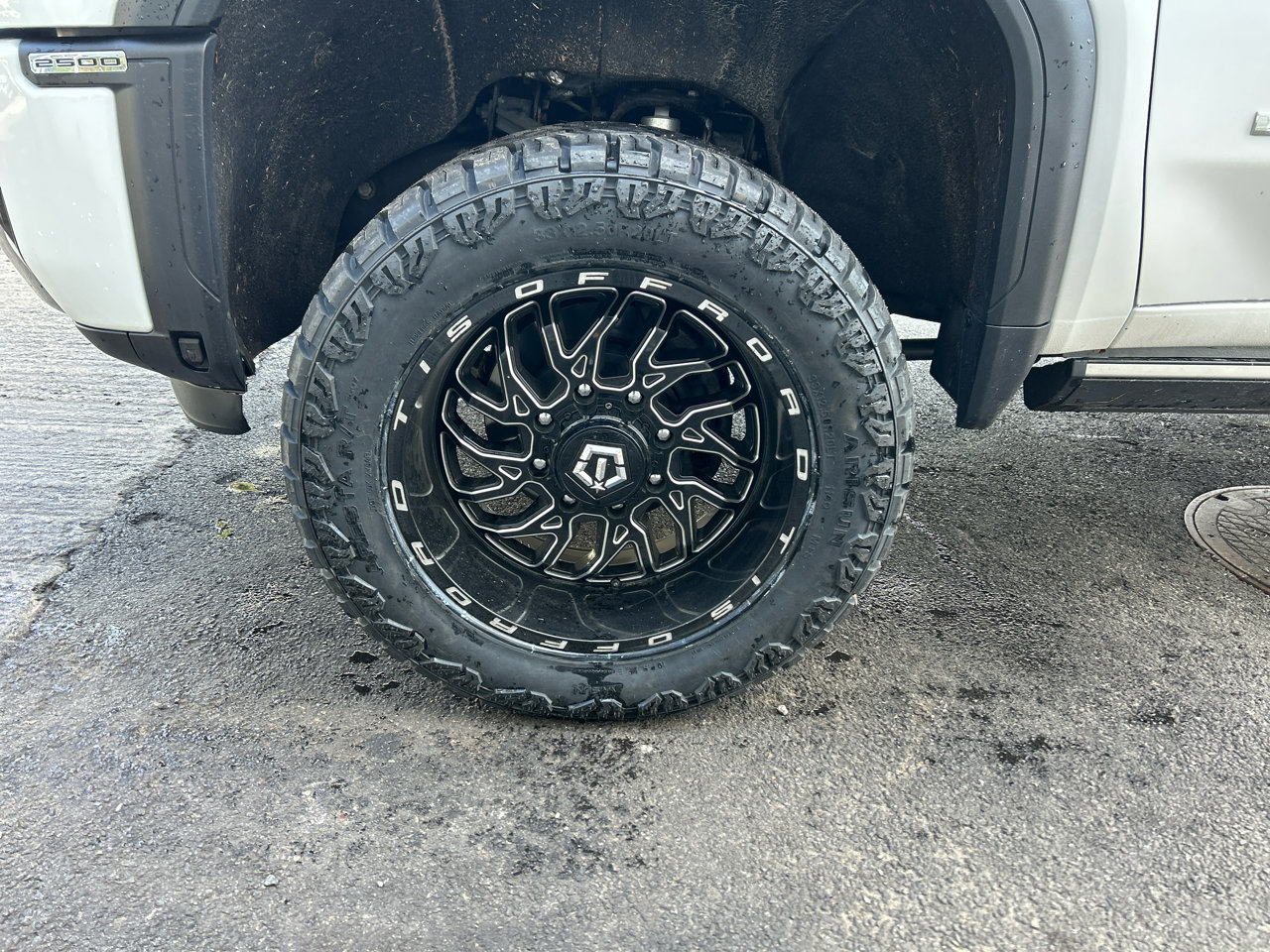 Used 2024 GMC Sierra 2500 Denali Ultimate w/ Snow Plow Prep/Camper Package image 18