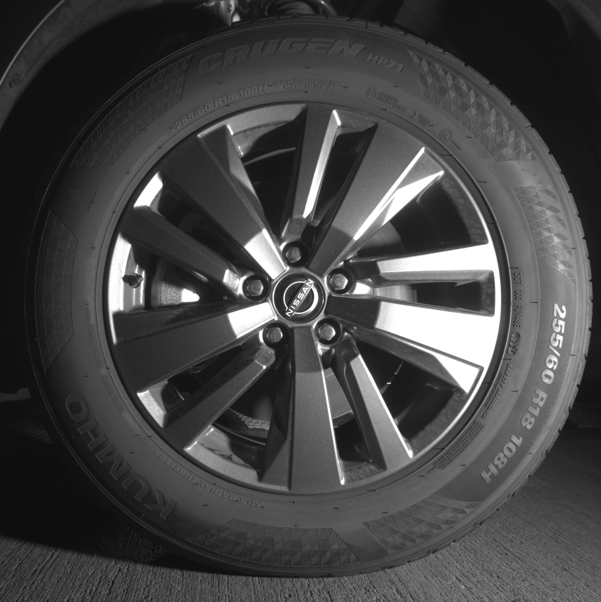 Used 2025 Nissan Pathfinder SV image 12