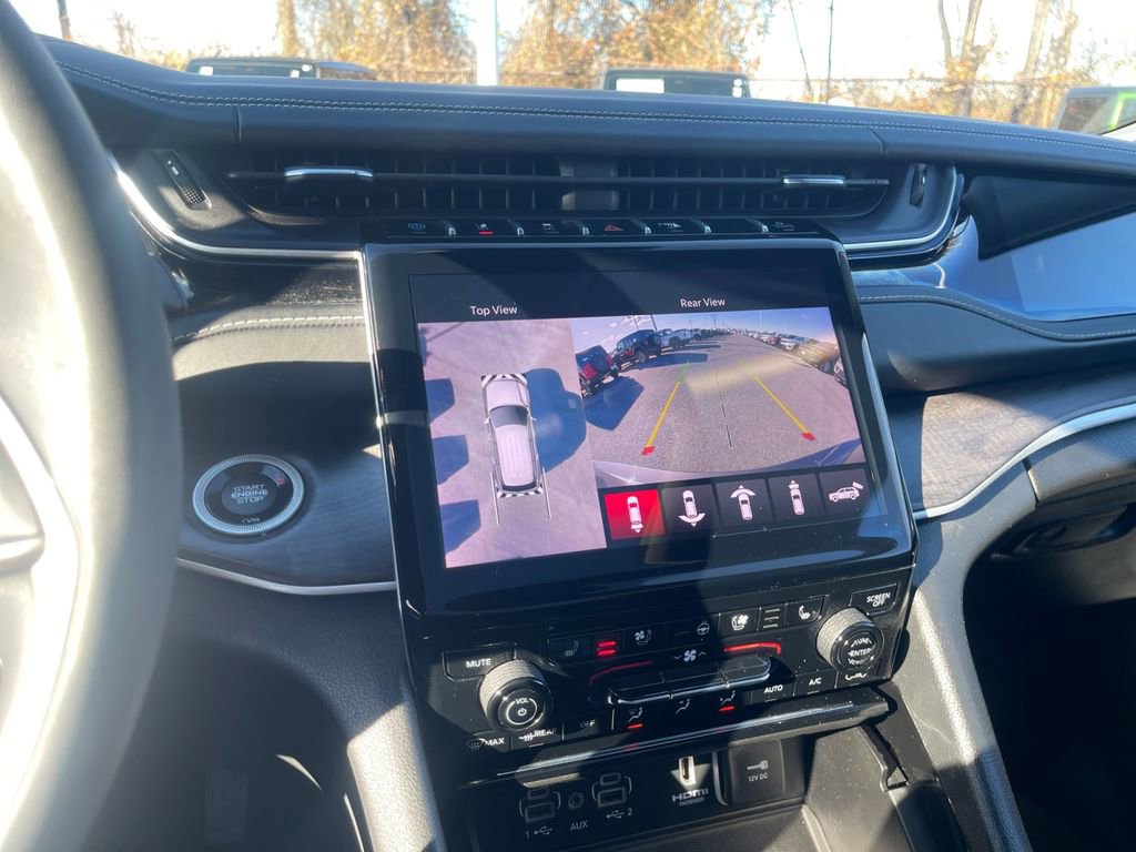 Used 2022 Jeep Grand Cherokee Limited 4xe w/ Luxury Tech Group II image 20