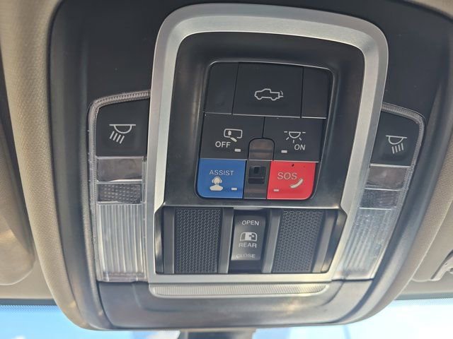 Used 2024 RAM 2500 Laramie image 35