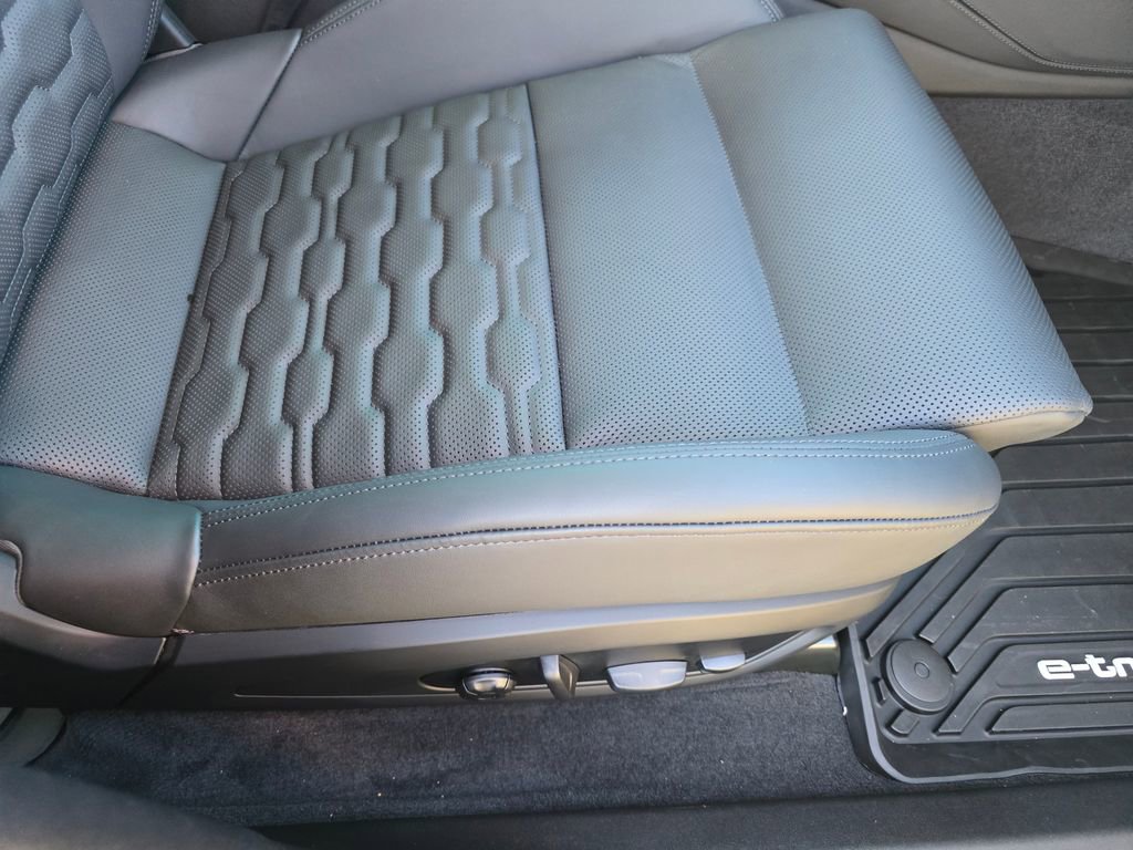 New 2026 Audi S e-tron GT Prestige AWD/4WD image 35