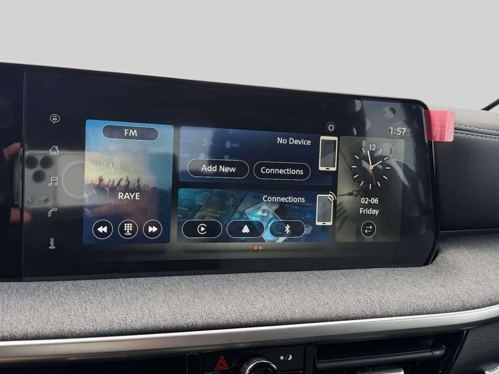 Certified 2025 Nissan Kicks SV image 25