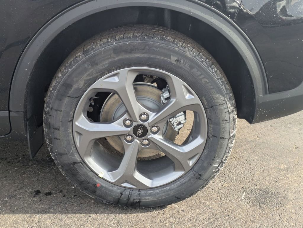 New 2026 Ford Escape ST-Line w/ Cold Weather Package image 14