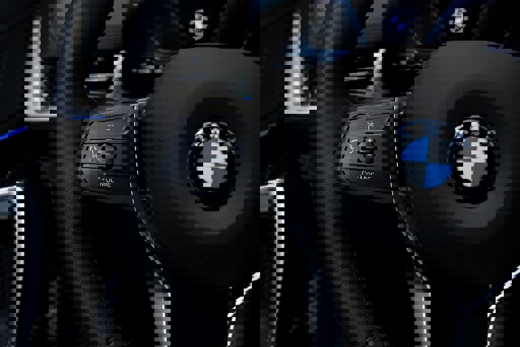 Used 2025 BMW X1 xDrive28i w/ Convenience Package image 26